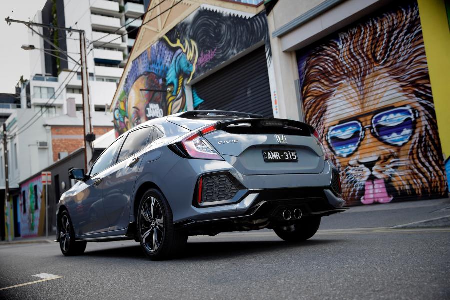  Honda Civic RS Hatchback 2017 года  (AU) (фото 36 из 47)